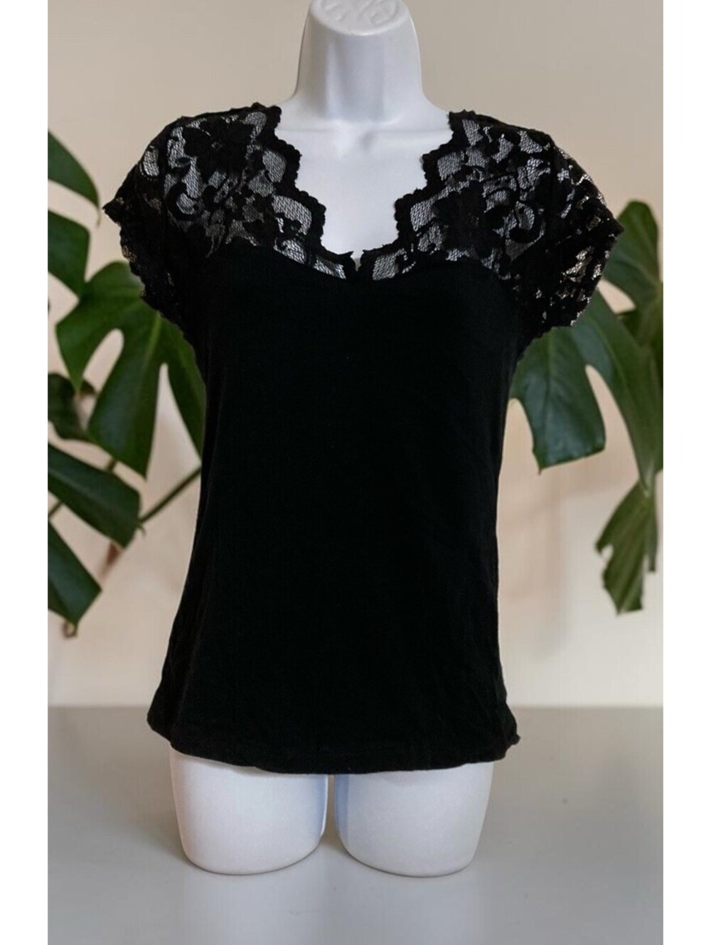Women Ambiance Black Short Sleeve Pullover Cotton Blend Lace Top Blouse Sz L